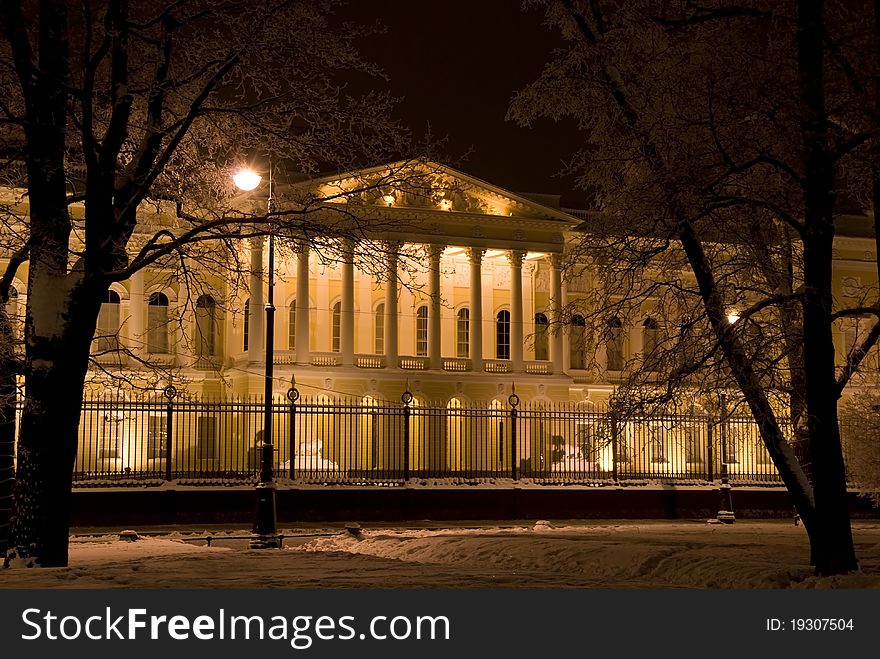 The building of the Russian Museum at night