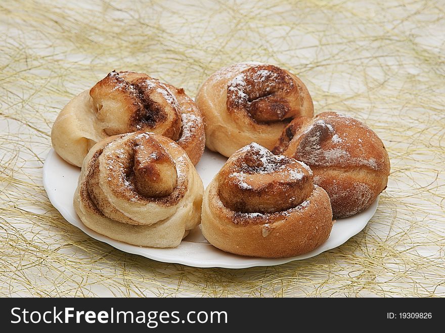 Five cookies on a plate