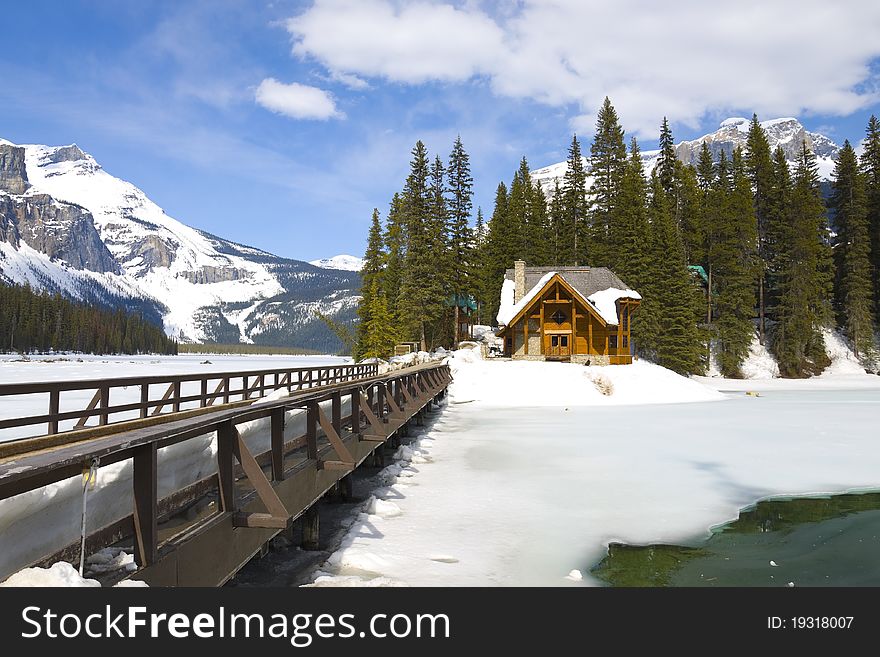 Emerald lake Chalet, Yoho National Park, British Columbia, Canada. Emerald lake Chalet, Yoho National Park, British Columbia, Canada