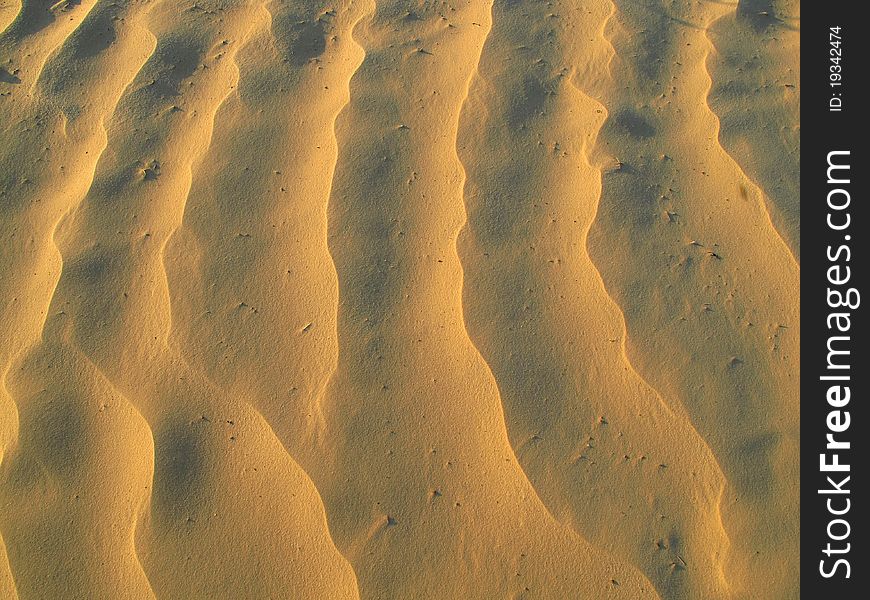 Sand patterns in the desert