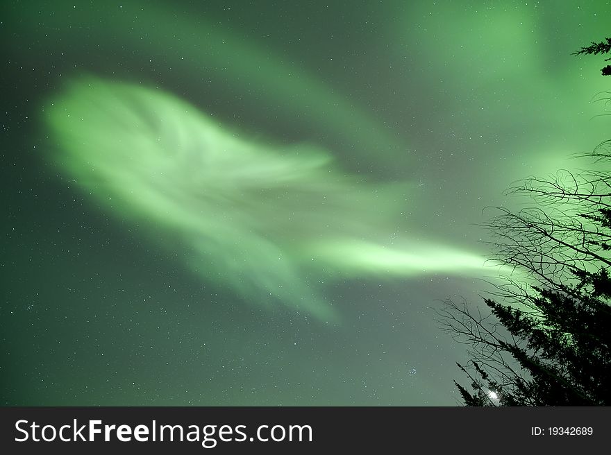 Aurora forms a mushroom right overhead. Aurora forms a mushroom right overhead