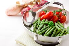 French Beans Inside A Pan Stock Photos French Beans Inside A Pan Stock Photos