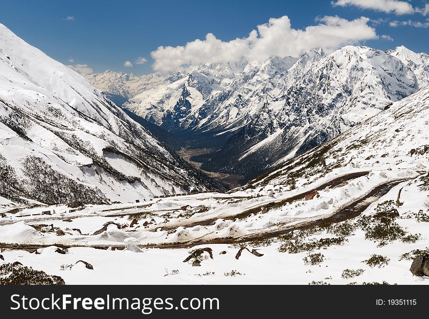 Yumthang valley in Sikkim from Zero Point at an altitude of 14000 feet in the Himalayan range.