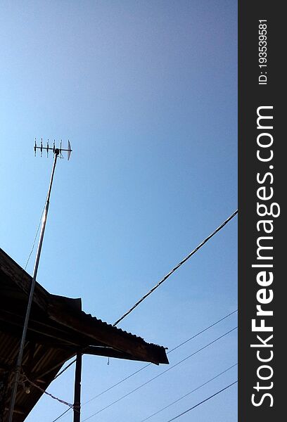 Antennae Towered Over The Rooftops