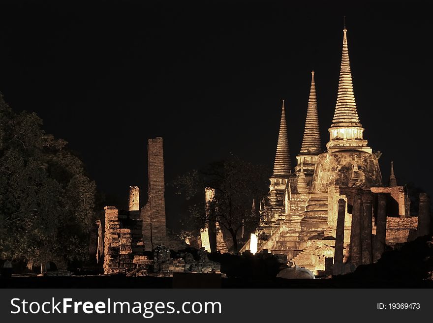 Wat Phra Si Sanphet at night, Ayutthaya, thailand. Wat Phra Si Sanphet at night, Ayutthaya, thailand