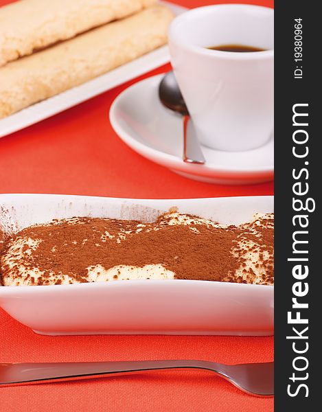 Tiramisù cake