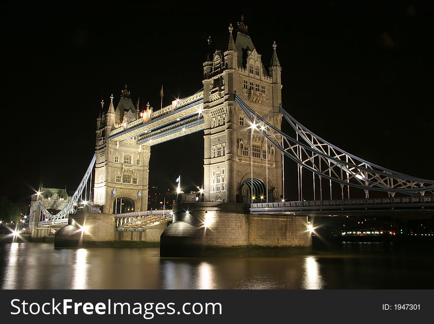 London Bridge at night