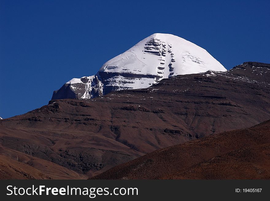 Landscape of snow-capped mountains in the highlands of Tibet. Landscape of snow-capped mountains in the highlands of Tibet