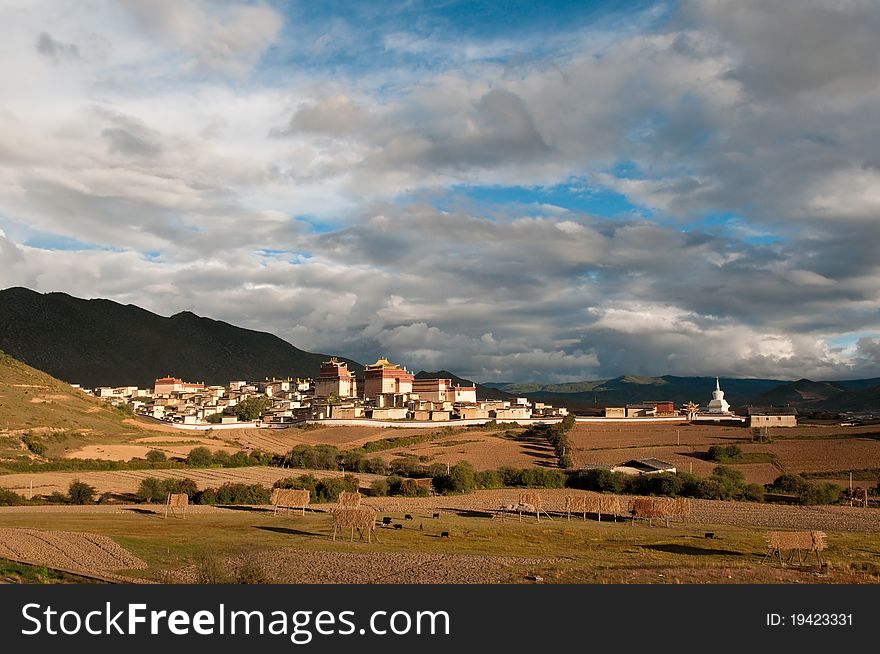 Tibetan Songzanlin Monastery in Shangri La, Yunnan Province, China. Tibetan Songzanlin Monastery in Shangri La, Yunnan Province, China.