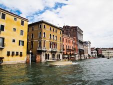Taxi Boat Service At Venice Grand Canal Italy Royalty Free Stock Photography Taxi Boat Service At Venice Grand Canal Italy Royalty Free Stock Photography