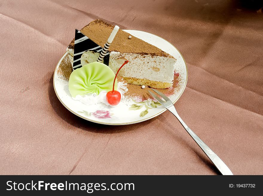 German fried egg cake known as spiegeleierkuchen