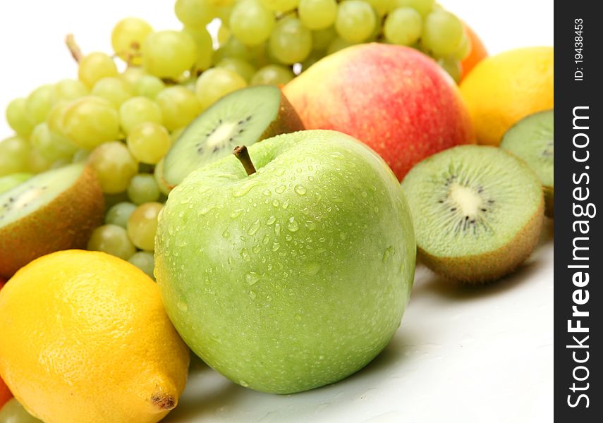 Fresh fruit for a healthy feed