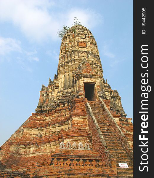 Pagoda Chaiwattanaram Temple