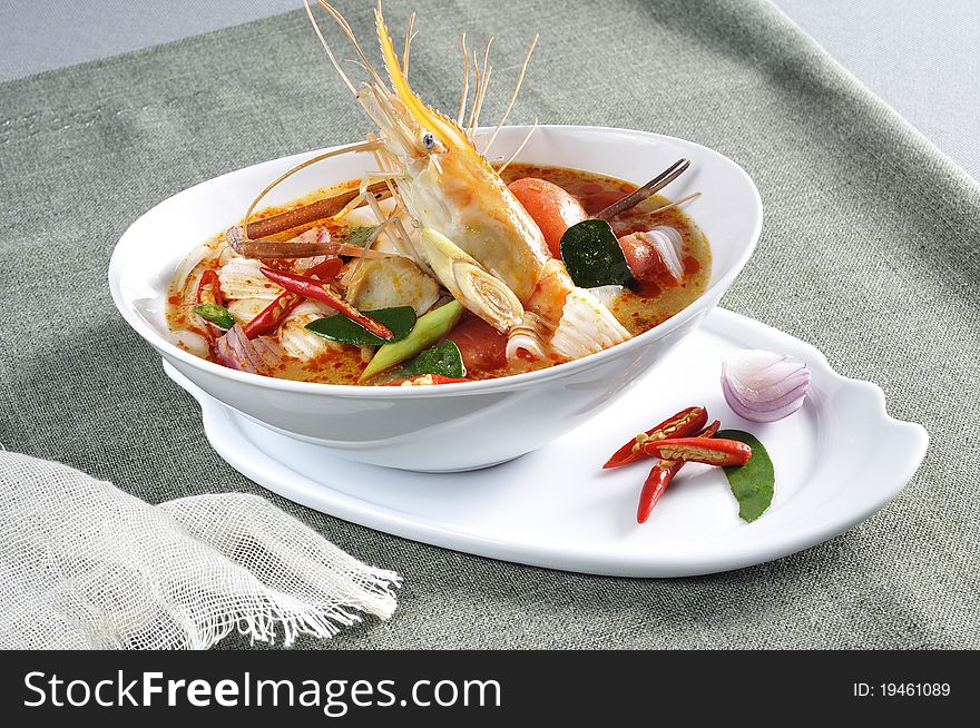 Red curry shrimp