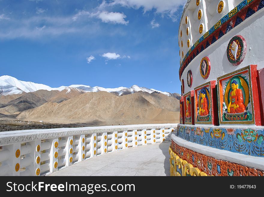 The picture was taken in Ladakh at a monestary with Hiamlaya's as a backdrop. The picture was taken in Ladakh at a monestary with Hiamlaya's as a backdrop.