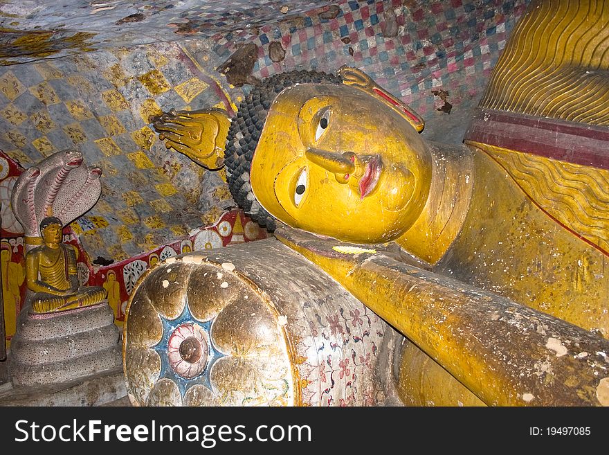 Statue of Buddha in Dambulla rock temple