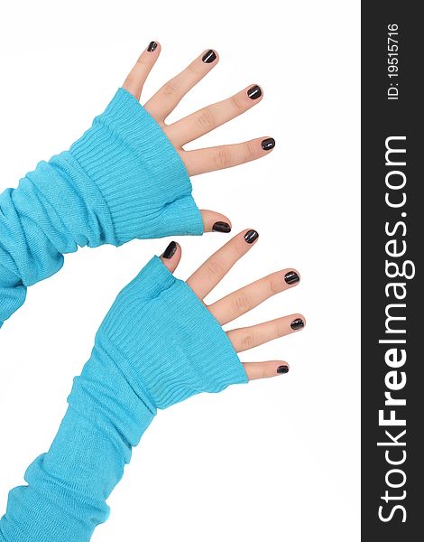 A woman's nails are black and blue sleeves