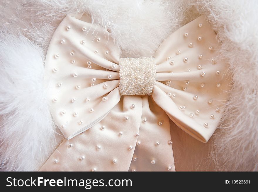 Beige ribbon with beads