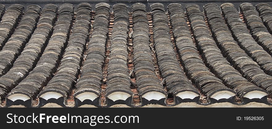 Chinese house roof in the countryside