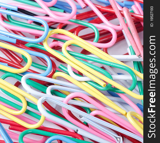 Close-up of multi-colored paper clips