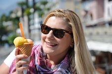 Pretty Summer Girl Eating Ice Cream Outdoors Stock Photography Pretty Summer Girl Eating Ice Cream Outdoors Stock Photography