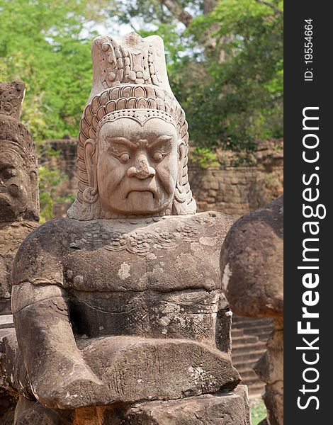 Figure Angkor Wat