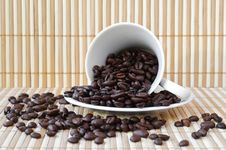 Cup With Coffee Beans Stock Images Cup With Coffee Beans Stock Images