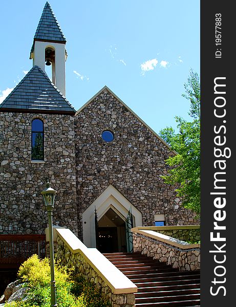 Front of stone church in Vail Colorado