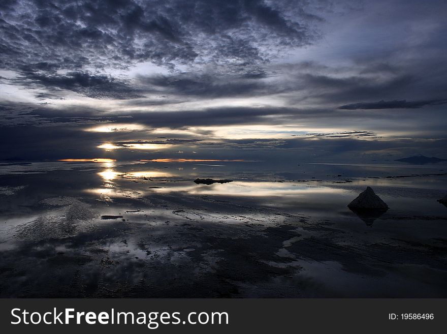 Sunset over the Bolivian saltflats