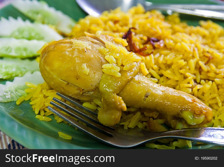 Chicken and yellow rice