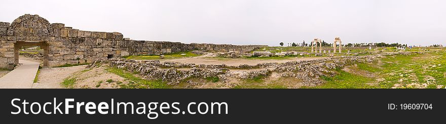 Ancient Greek town in western Turkey, one of the largest and best excavated cities of the ancient world. Ancient Greek town in western Turkey, one of the largest and best excavated cities of the ancient world