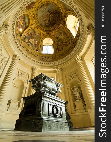 The sarcophagus of Joseph Bonaparte in Les Invalides(The National Residence of the Invalids). Joseph Bonaparte was the elder brother of Napoleon I of France. He was King of Naples,Sicily and Spain.