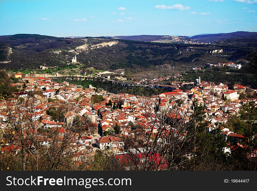 Veliko Tarnovo is city in Balgaria