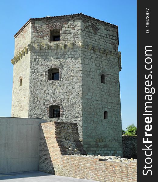 Nebojsa Tower is one of the most famous tower in Belgrade Fortress. It is located in the lower city at the entrance to the former Danube port.