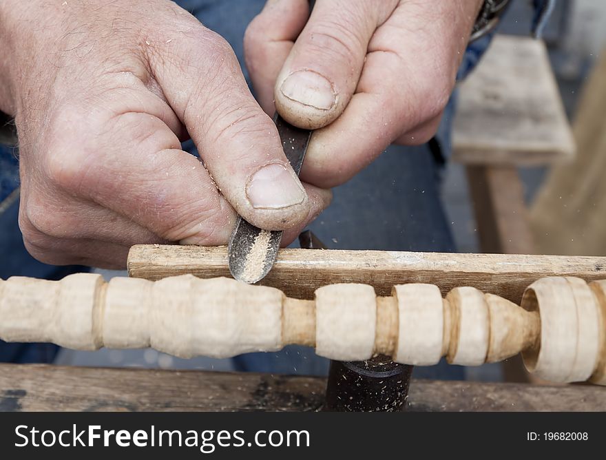 Wood carving process with metal chisel