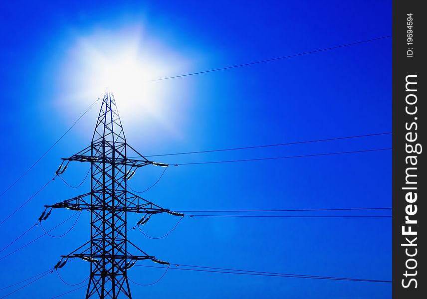 Support high-voltage power lines in the sun and sky. Support high-voltage power lines in the sun and sky