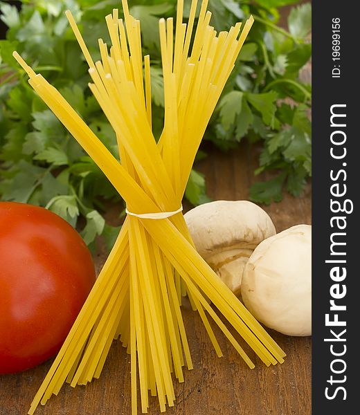 With fresh tomato, parsley and mushrooms. With fresh tomato, parsley and mushrooms