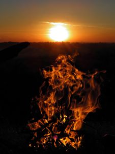 Flames Against Sunset Royalty Free Stock Images Flames Against Sunset Royalty Free Stock Images