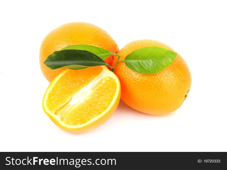 Composition from oranges, whole and cut by segments