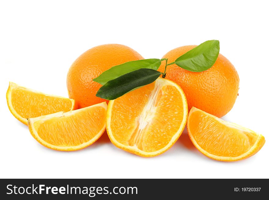 Composition from oranges, whole and cut by segments