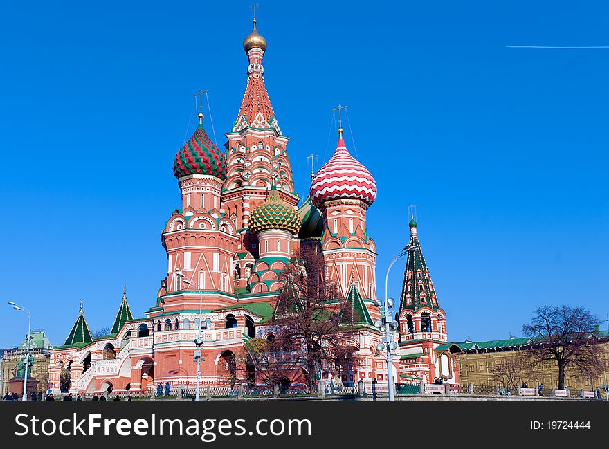 Red Square and Saint Basil's Cathedral (Pokrovskiy Cathedral) (1561), Moscow, Russia