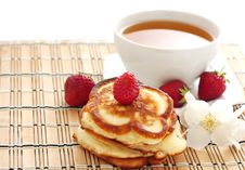 Pancakes With Strawberry Royalty Free Stock Image Pancakes With Strawberry Royalty Free Stock Image