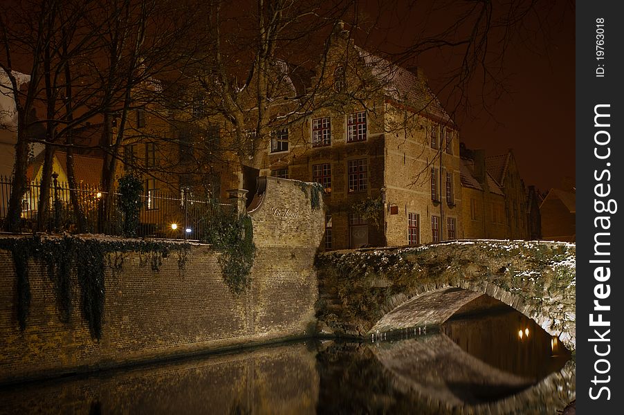 Stillness of a winters night in the historic city of Bruges. Stillness of a winters night in the historic city of Bruges.