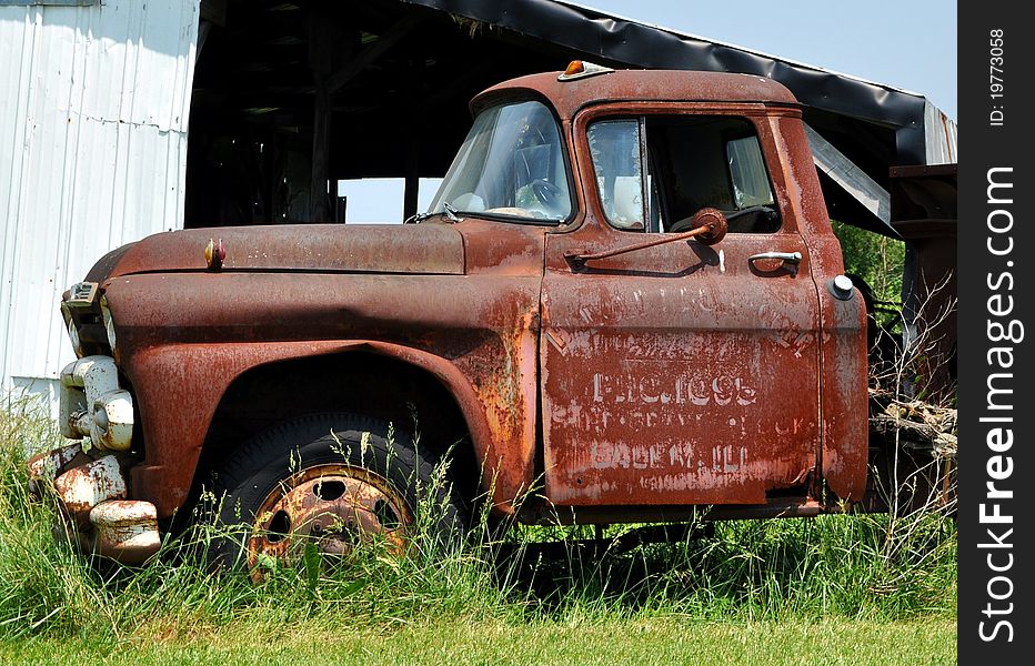 Color photograph of an old truck