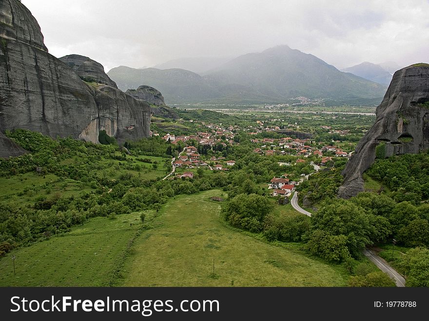 The MetÃ©ora is included on the UNESCO World Heritage List. The MetÃ©ora is included on the UNESCO World Heritage List