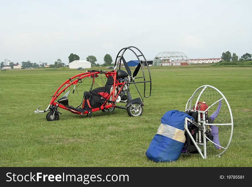 Flying machines on the aerodrome at an aviation event