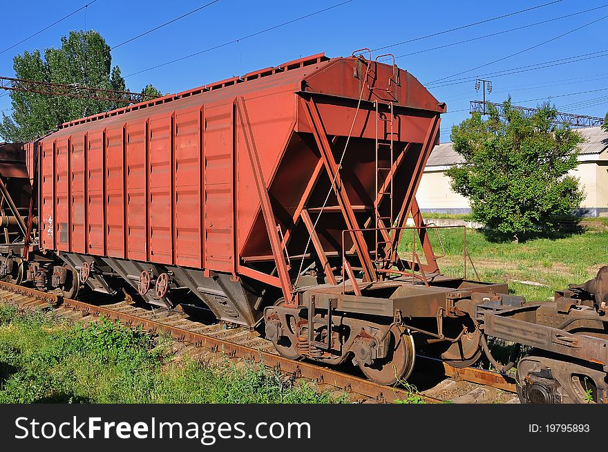 Red wagon for grain closeup