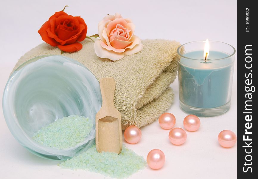 Relaxing spa with roses and candles