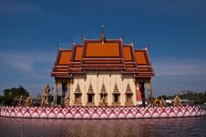 Temple In The Lake Royalty Free Stock Image Temple In The Lake Royalty Free Stock Image