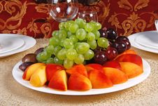 Grape And Peach Stock Photography Grape And Peach Stock Photography
